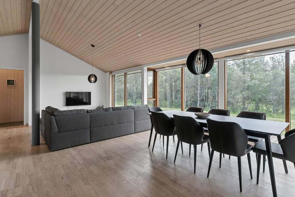 Scandinavian Villa In South Iceland Laugaras Екстериор снимка