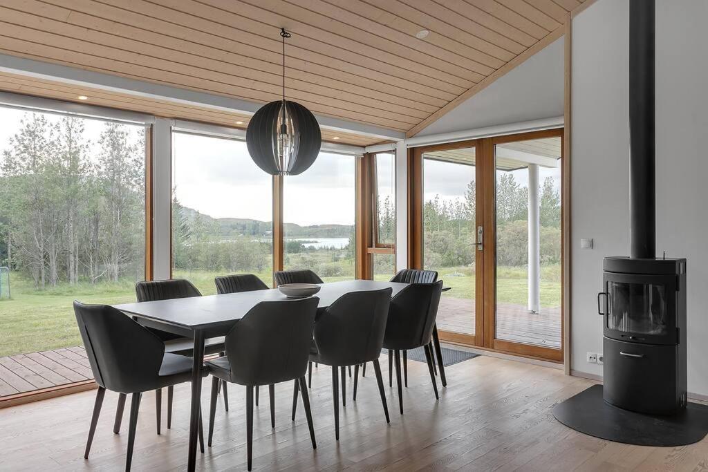 Scandinavian Villa In South Iceland Laugaras Екстериор снимка
